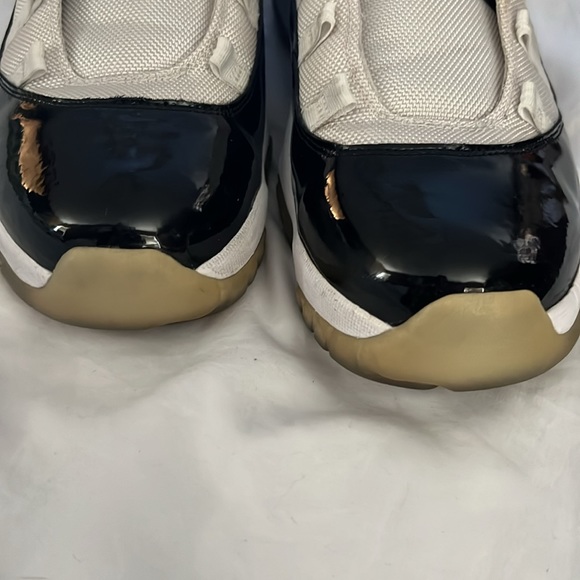 Nike Air Jordan 11 low concord 2014 in men’s 11.5 used no box no laces - Picture 3 of 7